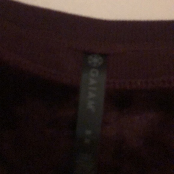 Purple sweater size M - Picture 2 of 3